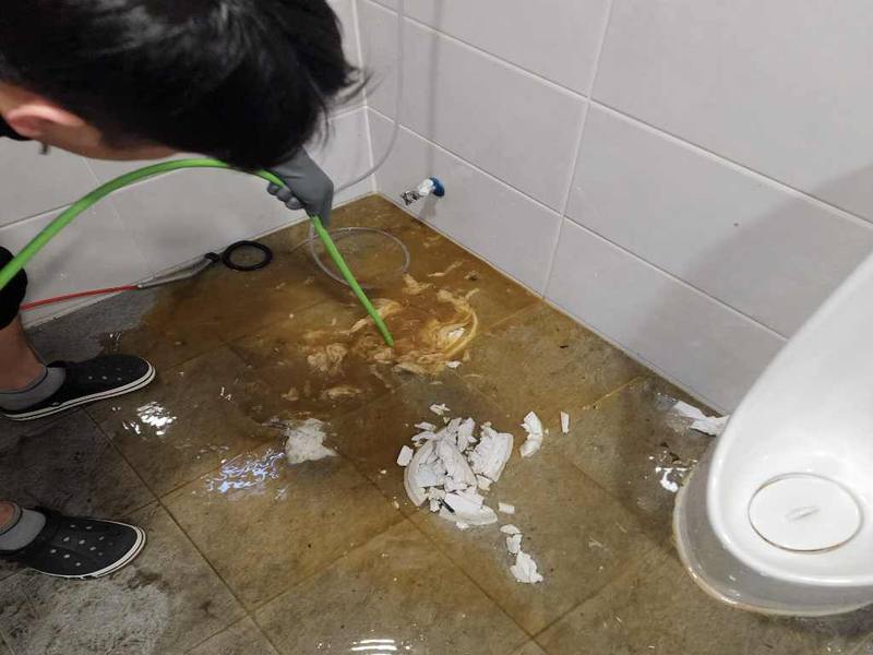 부천 중동 변기역류 작업사례 13